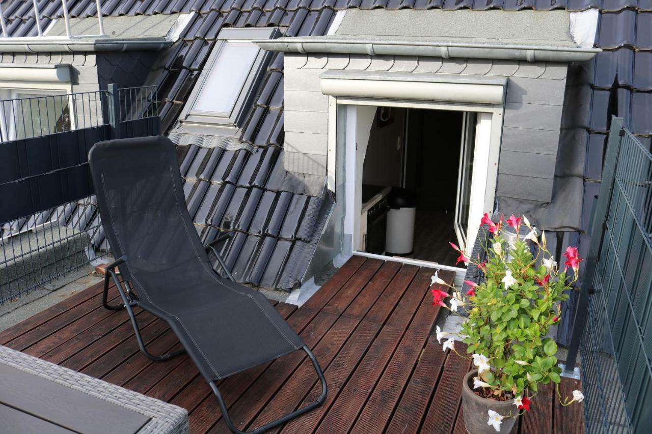 Zwei schicke Apartments mit Parkplatz Köln Exterior foto